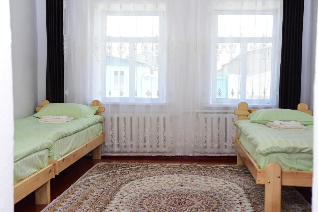 Отели типа «постель и завтрак» Sonun Hostel Каракол-32